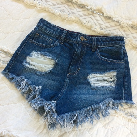 high waisted frayed shorts